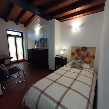 Loft Trabucco - In The Heart Of Salo City Center, Lake View, 4 Rooms Buitenkant foto